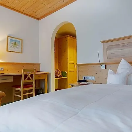 Glasl's Hotel 4*
